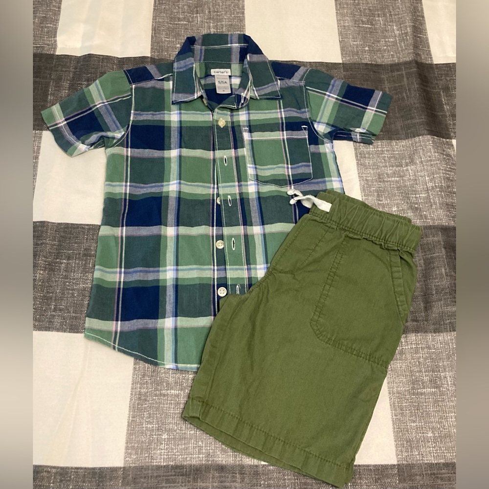 Boys 5/6 Carter’s set